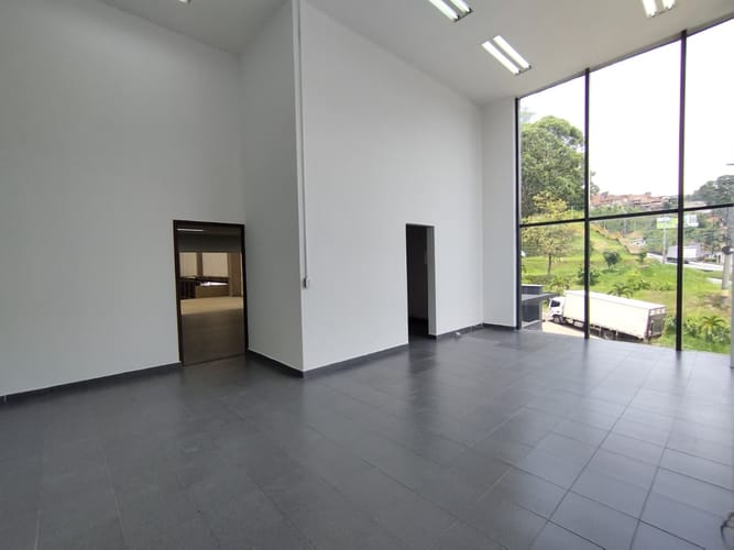 Bodega en arriendo en La Aldea, La Estrella, 2533 m² · foto 19 de 20