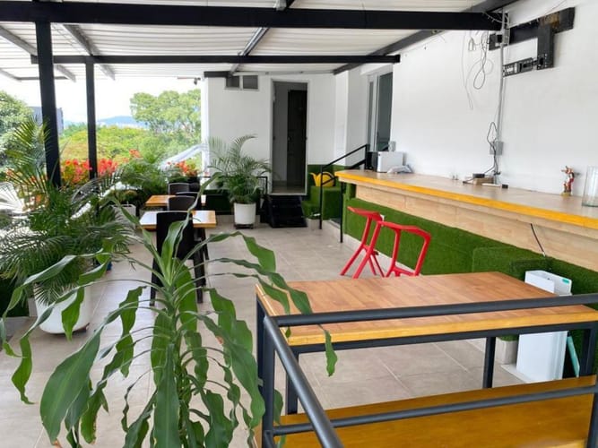 Oficina en arriendo en Laureles, Medellín, 85 m² · foto 11 de 13