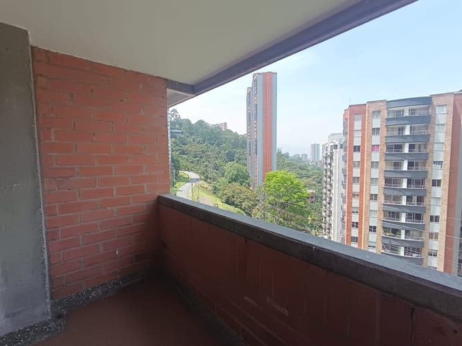 Apartamento de 3 alcobas en arriendo en Vía Las Palmas, Medellín, 110 m² · foto 4 de 20