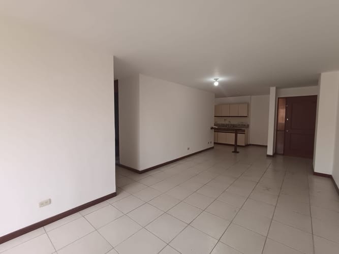 Apartamento de 3 alcobas en arriendo en Vía Las Palmas, Medellín, 110 m² · foto 8 de 20