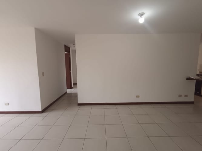 Apartamento de 3 alcobas en arriendo en Vía Las Palmas, Medellín, 110 m² · foto 9 de 20