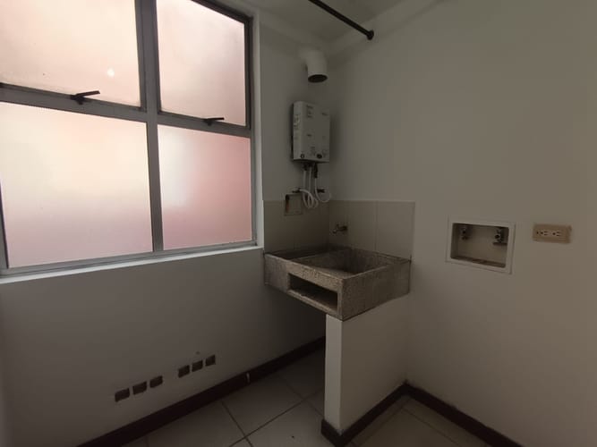 Apartamento de 3 alcobas en arriendo en Vía Las Palmas, Medellín, 110 m² · foto 13 de 20