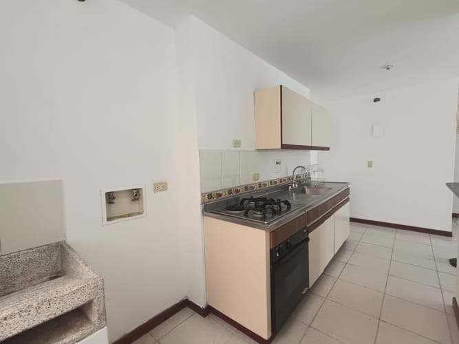 Apartamento de 3 alcobas en arriendo en Vía Las Palmas, Medellín, 110 m² · foto 14 de 20