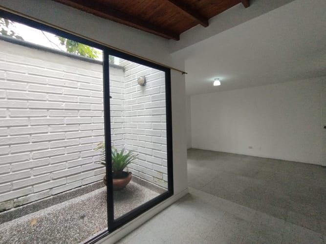 Apartamento de 3 alcobas en arriendo en El Poblado, Medellín, 143 m² · foto 12 de 20