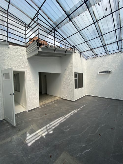 Casa de 5 alcobas en arriendo en Laureles, Medellín, 440 m² · foto 10 de 20