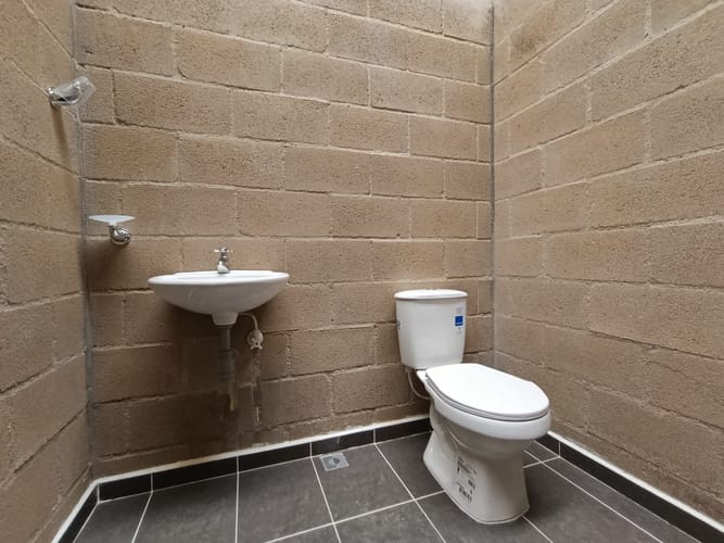 Bodega en arriendo en Monteazul, Sabaneta, 441 m² · foto 19 de 20