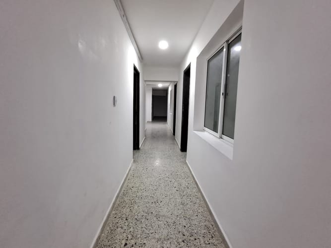 Casa de 14 alcobas en arriendo en Boston, Medellín, 580 m² · foto 5 de 20