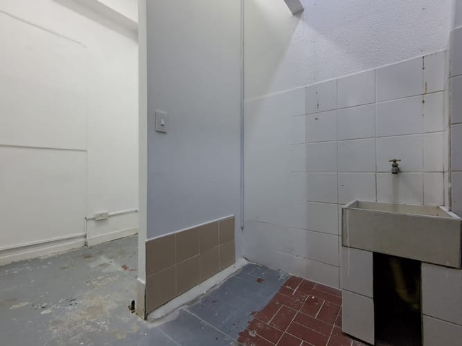 Casa de 14 alcobas en arriendo en Boston, Medellín, 580 m² · foto 10 de 20