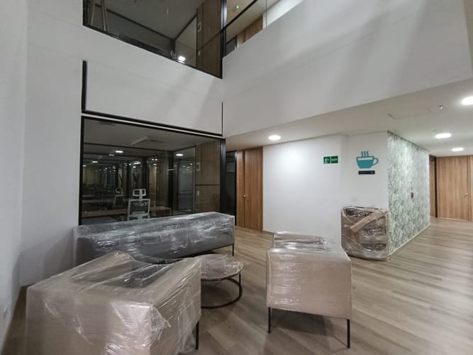 Oficina en arriendo en Laureles, Medellín, 12 m² · foto 8 de 9