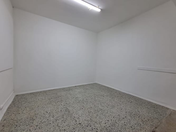 Casa de 14 alcobas en arriendo en Boston, Medellín, 580 m² · foto 14 de 20