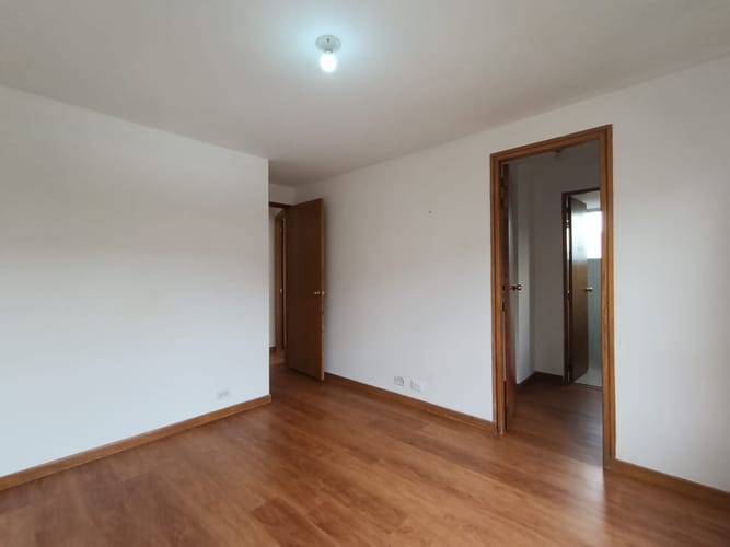 Apartamento de 3 alcobas en arriendo en El Poblado, Medellín, 72 m² · foto 9 de 19