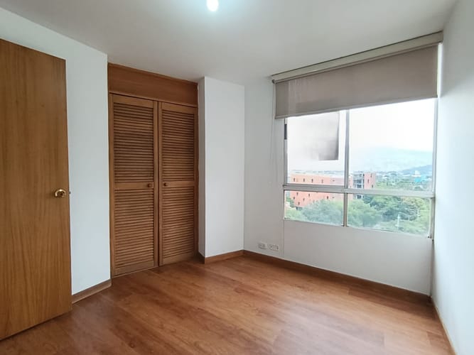 Apartamento de 3 alcobas en arriendo en El Poblado, Medellín, 72 m² · foto 12 de 19