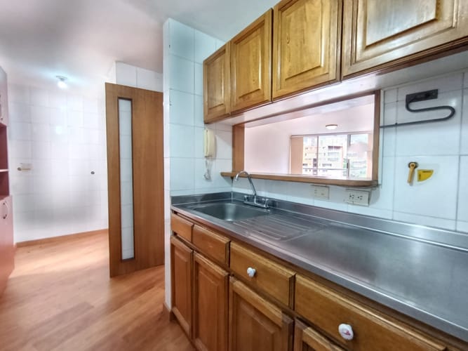 Apartamento de 3 alcobas en arriendo en El Poblado, Medellín, 72 m² · foto 13 de 19