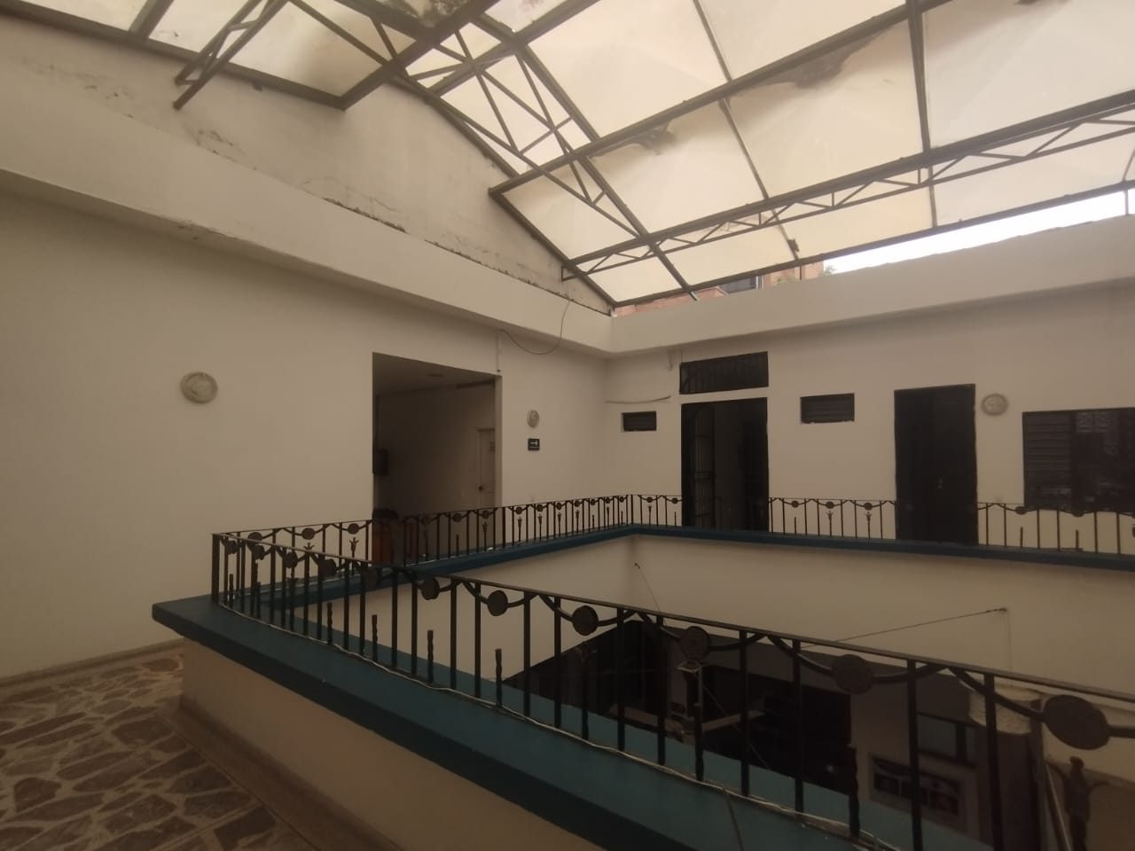 Casa en arriendo en La Candelaria, Medellín · foto 11 de 17