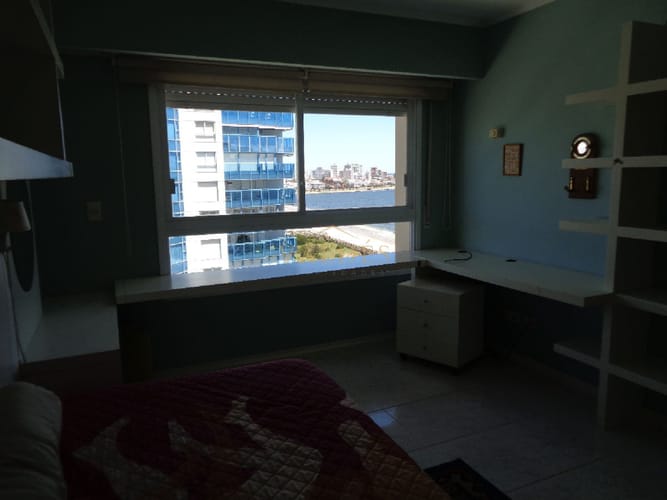 Apartamento en Mansa, 3 dormitorios, alquiler anual, PUNTA DEL ESTE · Foto 8