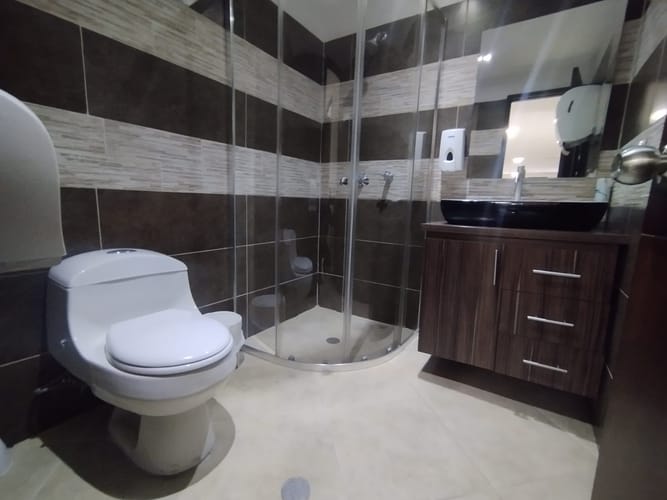 Local en arriendo en Guayabal, Medellín, 198 m² · foto 15 de 20