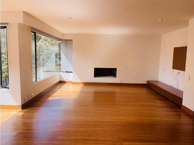 Apartamento de 3 alcobas en venta en El Nogal, Bogotá, 255 m² · foto 4 de 24