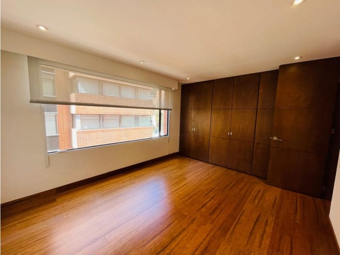 Apartamento de 3 alcobas en venta en El Nogal, Bogotá, 255 m² · foto 18 de 24