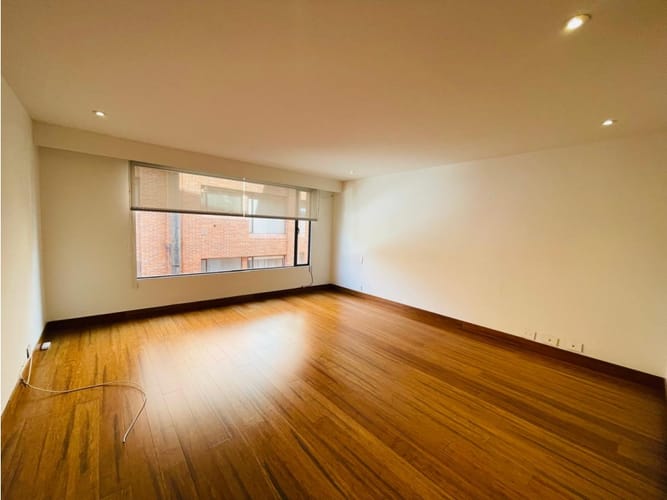 Apartamento de 3 alcobas en venta en El Nogal, Bogotá, 255 m² · foto 23 de 24