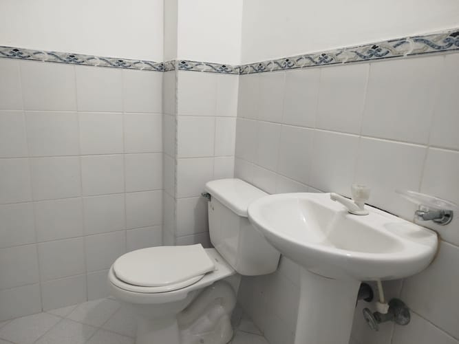 Local en arriendo en El Porvenir, Rionegro, 16 m² · foto 4 de 8