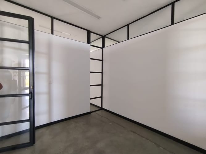 Oficina en arriendo en El Porvenir, Rionegro, 20 m² · foto 3 de 8