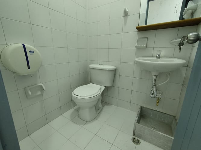 Local en arriendo en Cristo Rey, Medellín, 100 m² · foto 10 de 10