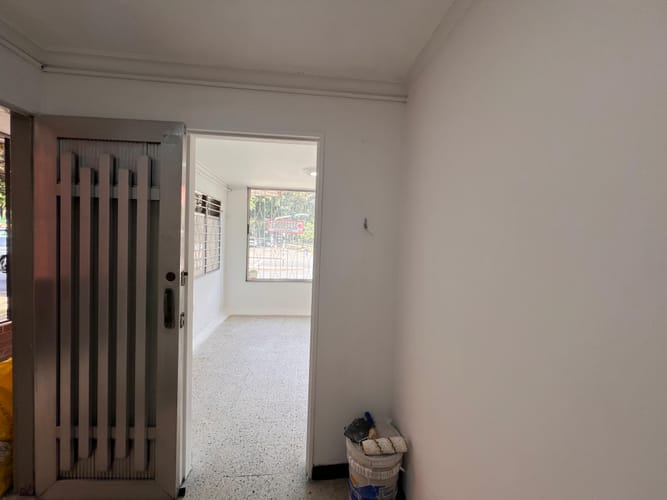Oficina en arriendo en Conquistadores, Medellín, 22 m² · foto 4 de 20