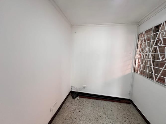 Oficina en arriendo en Conquistadores, Medellín, 22 m² · foto 10 de 20