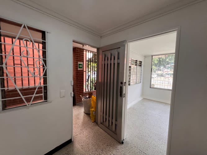 Oficina en arriendo en Conquistadores, Medellín, 22 m² · foto 20 de 20