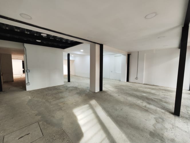 Local en arriendo en Laureles, Medellín, 266 m² · foto 10 de 11