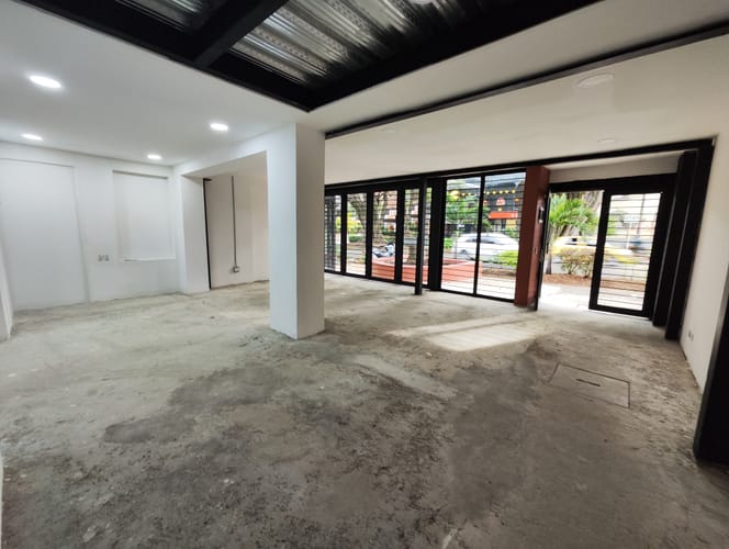 Local en arriendo en Laureles, Medellín, 266 m² · foto 11 de 11