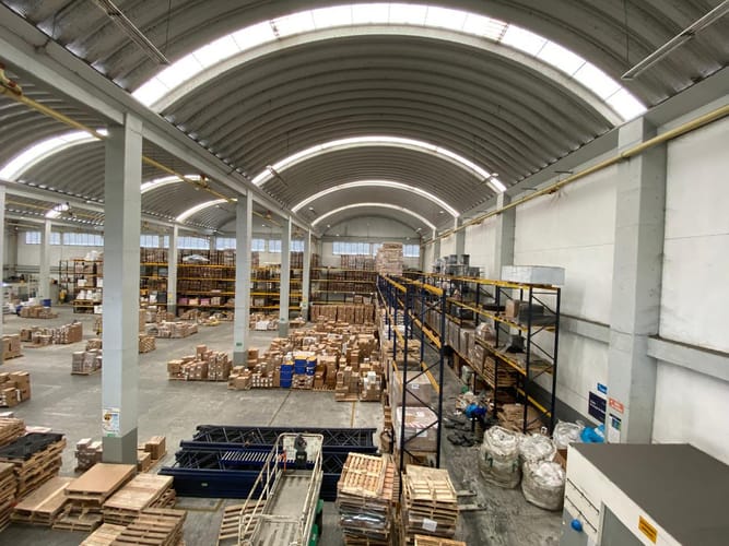 Bodega en arriendo en Monteazul, Sabaneta, 2665 m² · foto 2 de 7