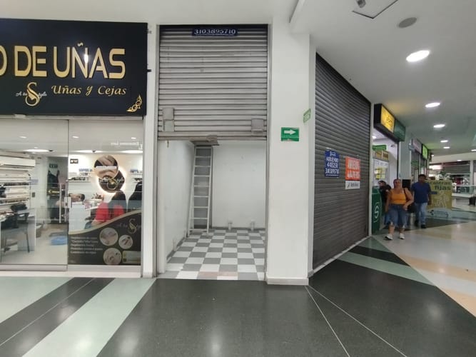 Local en arriendo en La Candelaria, Medellín, 12 m² · foto 4 de 7