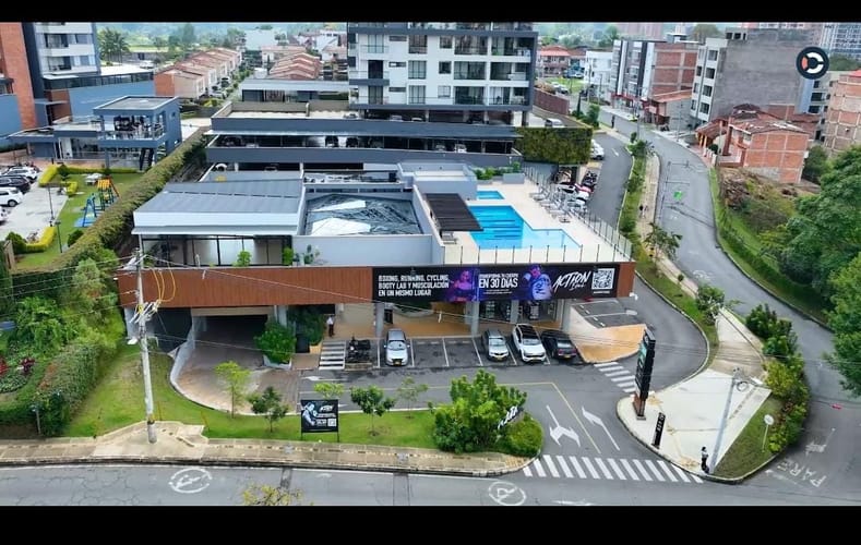 Local en arriendo en Los Colegios, Rionegro, 31 m² · foto 2 de 11