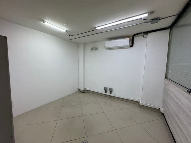 Local en arriendo en Laureles, Medellín, 250 m² · foto 2 de 20