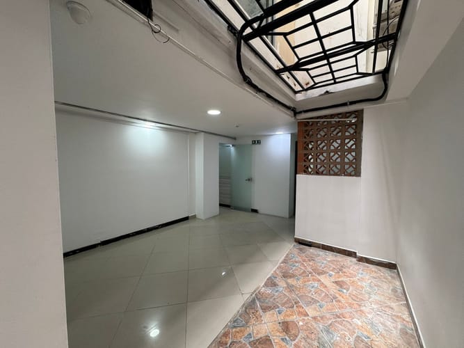 Local en arriendo en Laureles, Medellín, 250 m² · foto 11 de 20