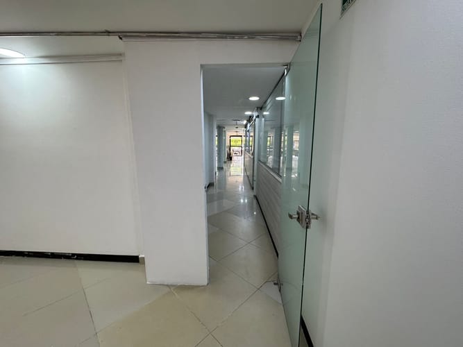 Local en arriendo en Laureles, Medellín, 250 m² · foto 17 de 20