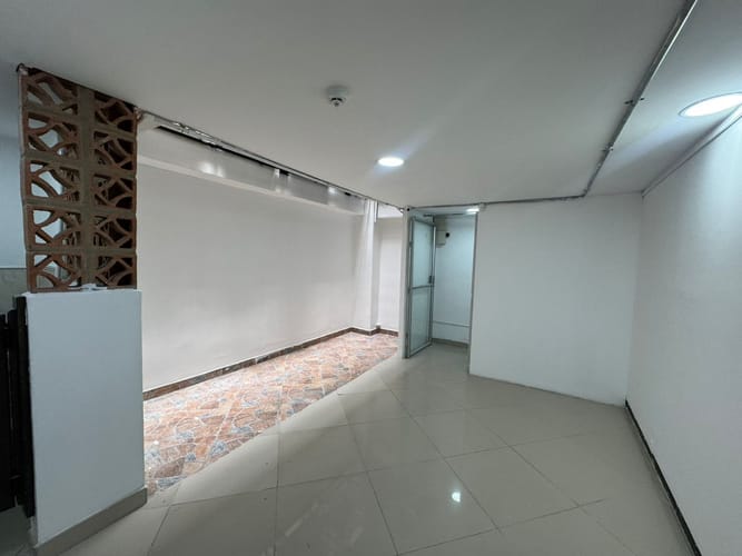 Local en arriendo en Laureles, Medellín, 250 m² · foto 20 de 20