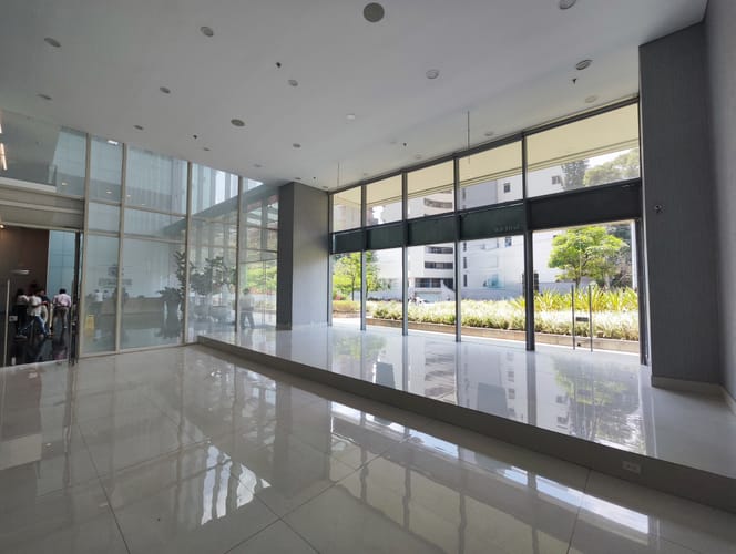 Local en arriendo en Manila, Medellín, 262 m² · foto 2 de 13