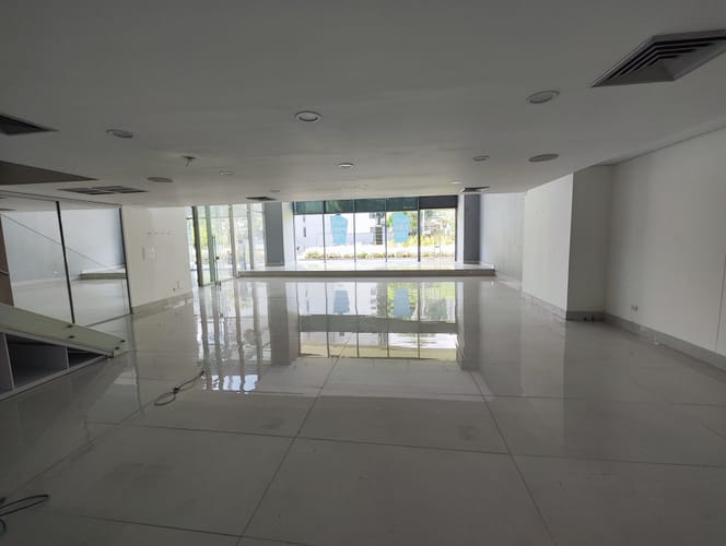 Local en arriendo en Manila, Medellín, 262 m² · foto 4 de 13