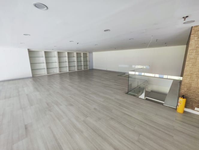 Local en arriendo en Manila, Medellín, 262 m² · foto 10 de 13
