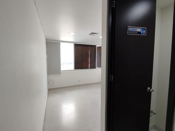 Consultorio en arriendo en Laureles, Medellín, 28 m² · foto 3 de 12