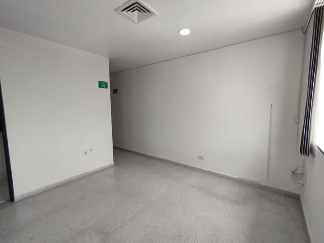 Consultorio en arriendo en Laureles, Medellín, 28 m² · foto 5 de 12