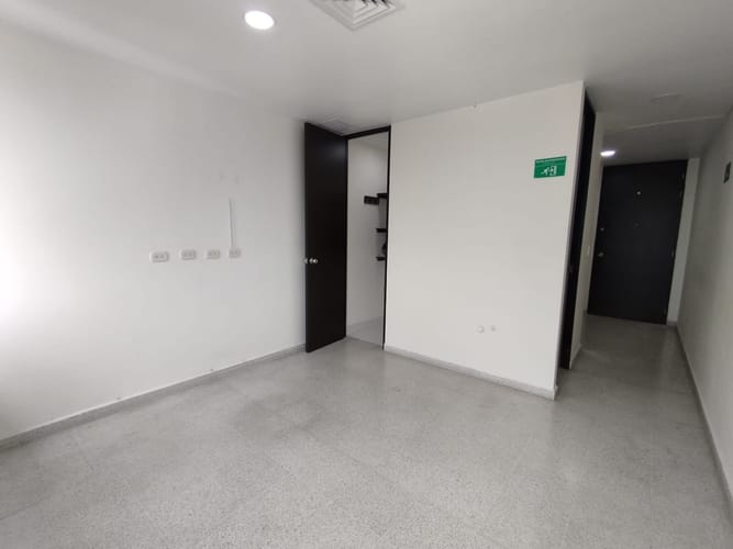 Consultorio en arriendo en Laureles, Medellín, 28 m² · foto 6 de 12