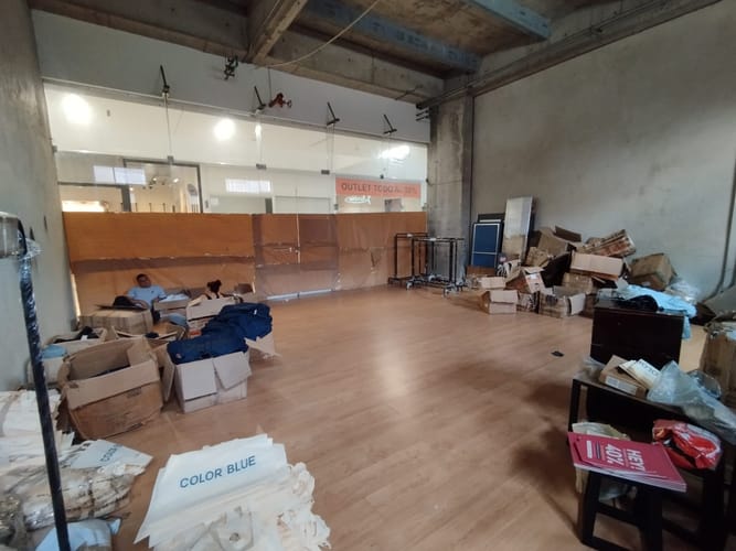 Local en arriendo en El Chagualo, Medellín, 81 m² · foto 4 de 12