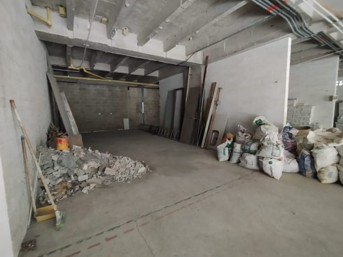 Bodega en arriendo en Camino Verde, Envigado, 300 m² · foto 2 de 11