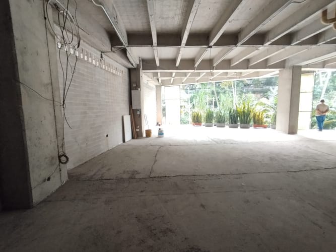 Bodega en arriendo en Camino Verde, Envigado, 300 m² · foto 6 de 11