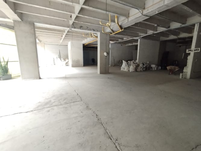 Bodega en arriendo en Camino Verde, Envigado, 300 m² · foto 7 de 11