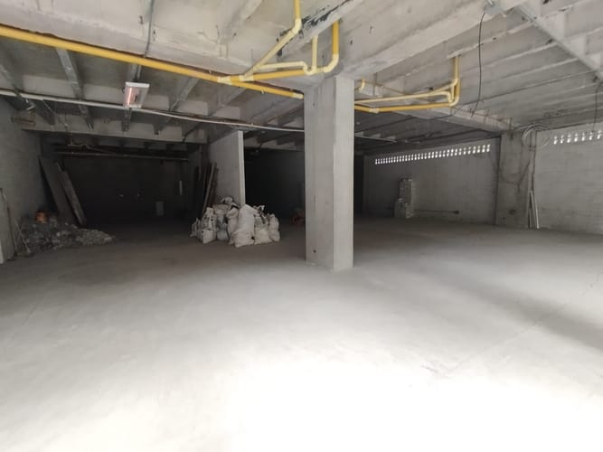 Bodega en arriendo en Camino Verde, Envigado, 300 m² · foto 11 de 11