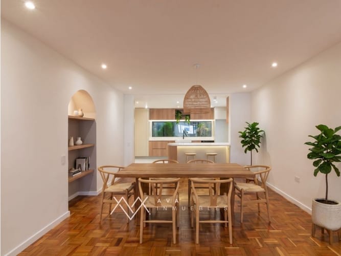 Apartamento de 3 alcobas en venta en Los Rosales, Bogotá, 248 m² · foto 3 de 24